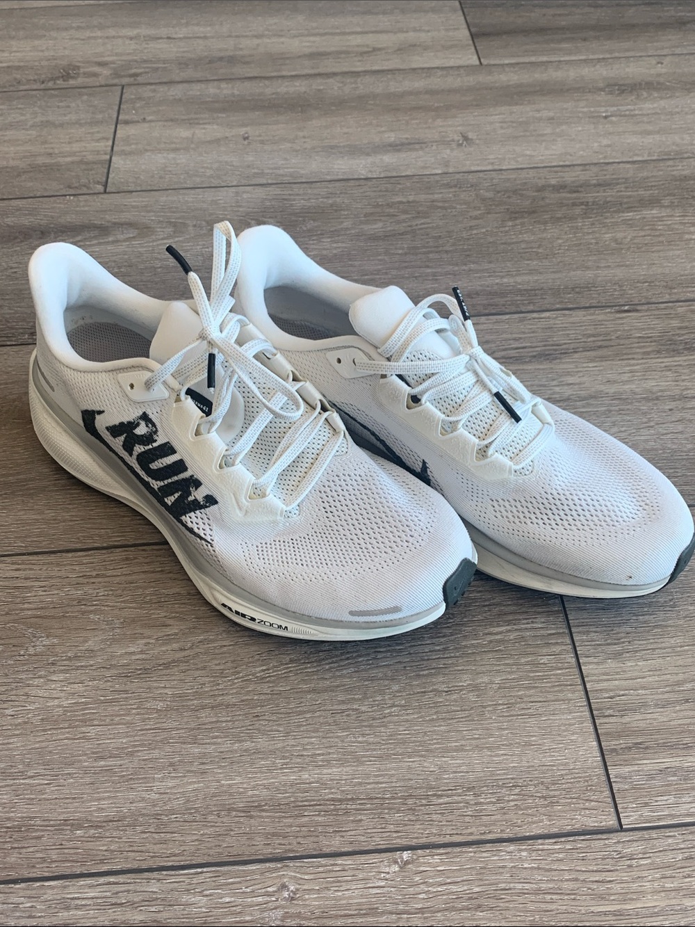 Nike Pegasus 41 'RUN' Sz 10